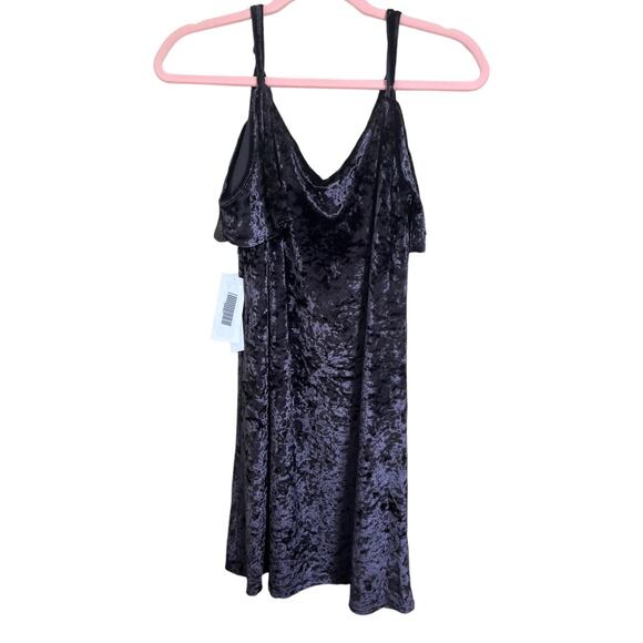 Design Lab cold shoulder dress black eggplant crushed velvet small NWT - Picture 3 of 6